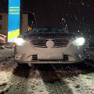 rakousko sněhová bouře na dálnici